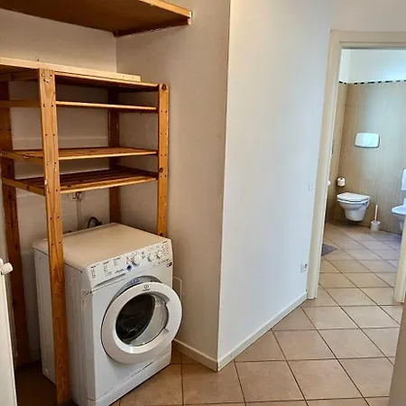 A Due Passi Dal Mare By Fiorita *